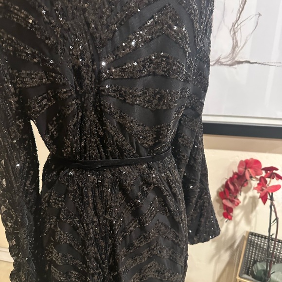 NEW Black Sequin Long Sleeve Dress - Picture 5 of 9